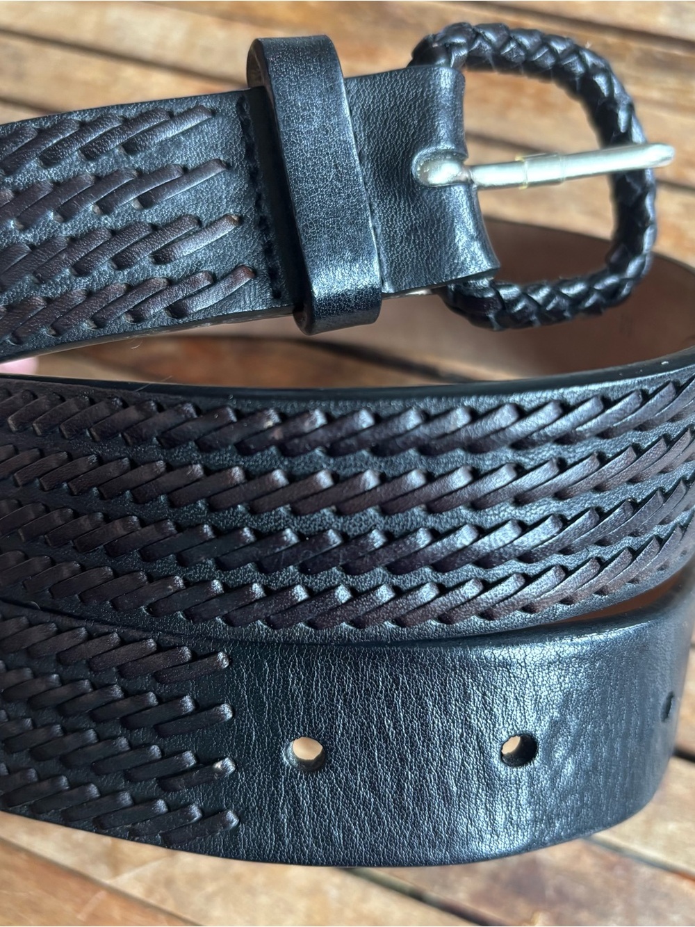 Talbots Leather Belt
Woven Black 
Vintage
M